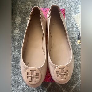 TORY BURCH MINNIE TRAVEL BALLET FLATS BLUSH NUDE SZ 8 W Box and dust bag!